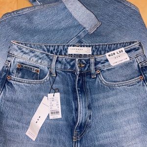 Topshop High Waisted Mom Jeans New with tags